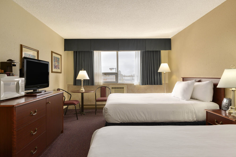 Best Western Plus Edmonton Airport Hotel Leduc Exterior foto